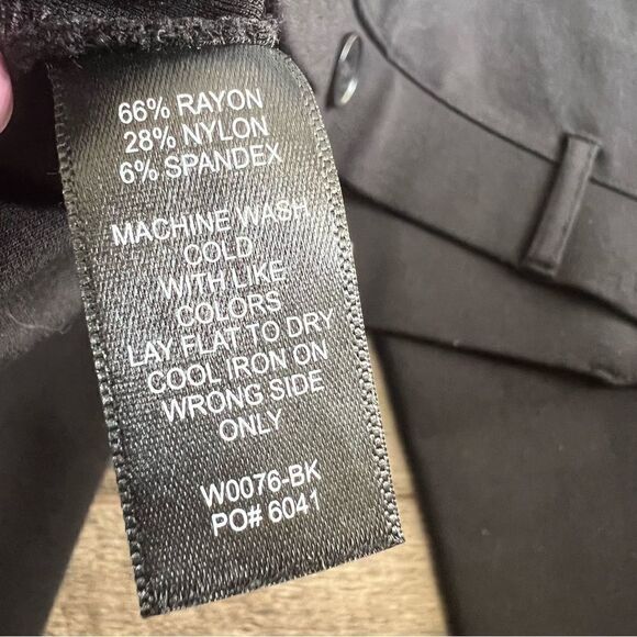 Betabrand Black Pull-On Stretch Mid Rise Straight Leg Dress Pant Trouser Yoga M - Picture 11 of 12